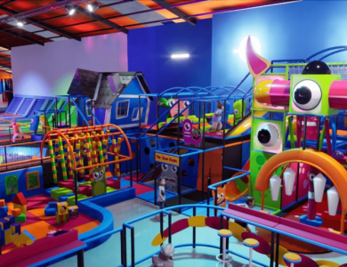 Khu vui chơi liên hoàn chủ đề quái vật – kết hợp trampoline và trò chơi mạo hiểm